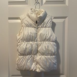Old Navy Girls’ Ivory Fleece-Lined Puffer Vest